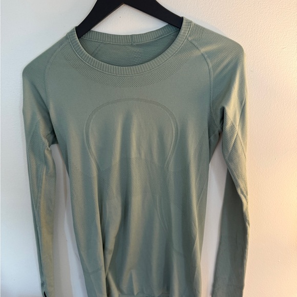 Lululemon Swiftly Tech Long Sleeve - Picture 1 of 2